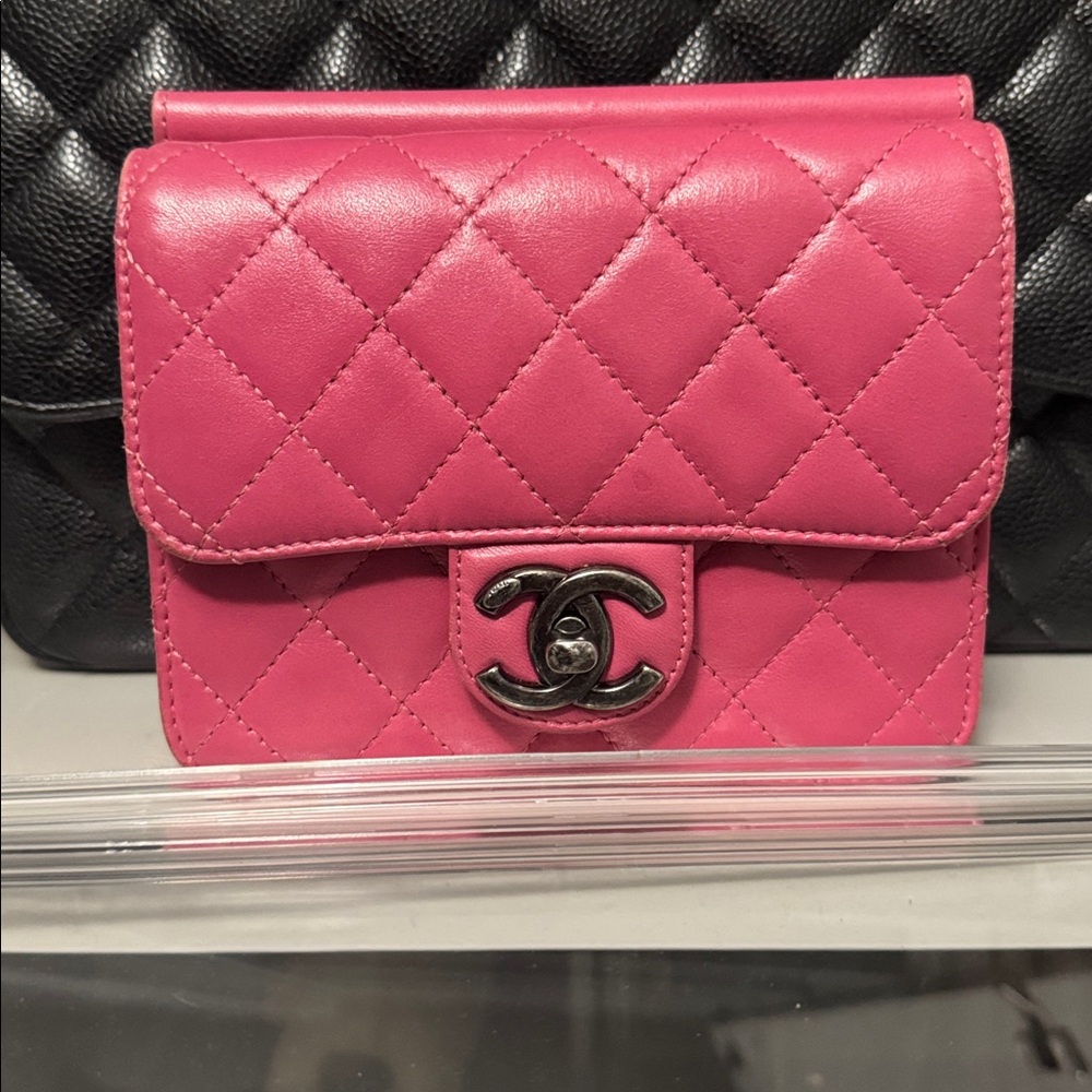 Authentic CHANEL Lambskin Quilted Mini Crossing Flap Pink